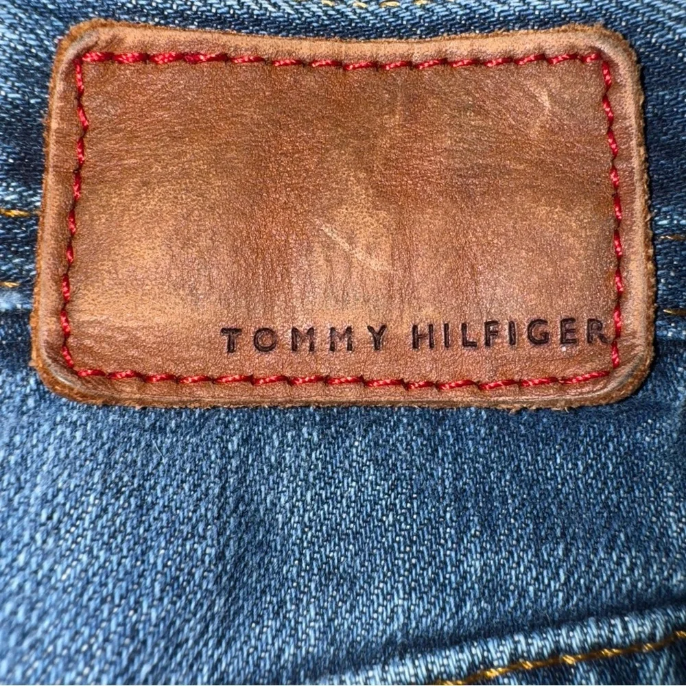 Tommy Hilfiger Straight Leg Jeans Women’s 31x32 Classic Mid Rise Denim - Picture 5 of 6
